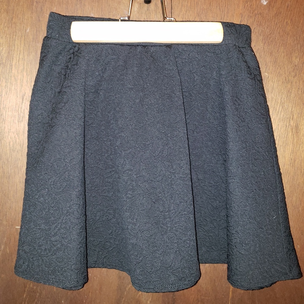 Black skater skirt